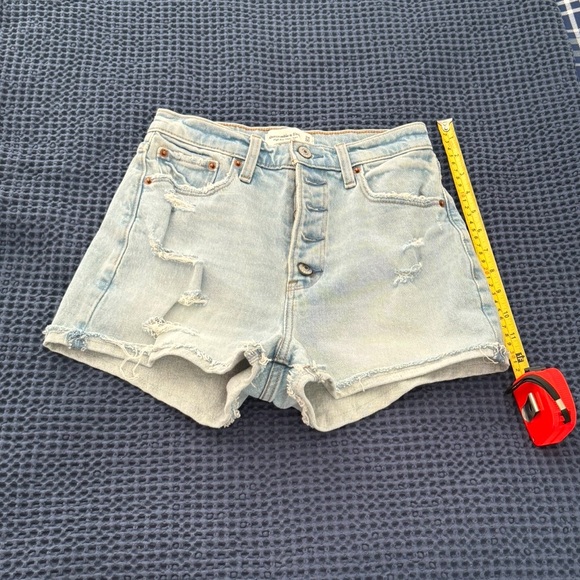ABERCROMBIE denim shorts - Picture 2 of 3